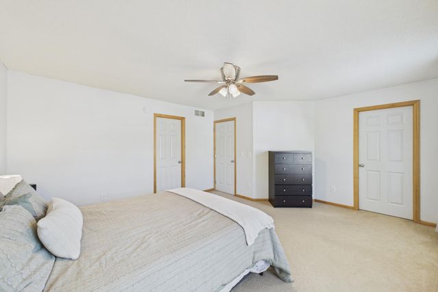 6612 Lamplight Drive, Albertville, MN 55301