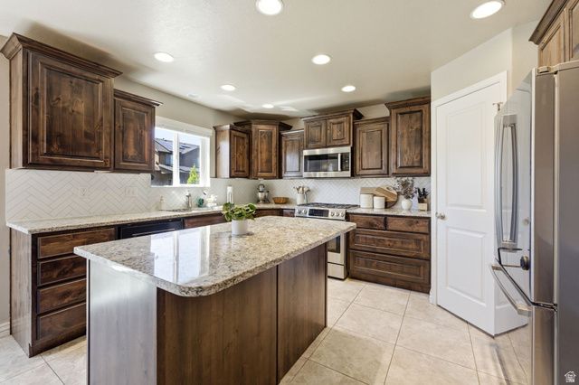 1131 S 1325 W, Clearfield, UT 84015