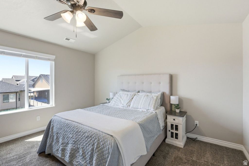Image 12 of property listing at 1131 S 1325 W, Clearfield, UT 84015