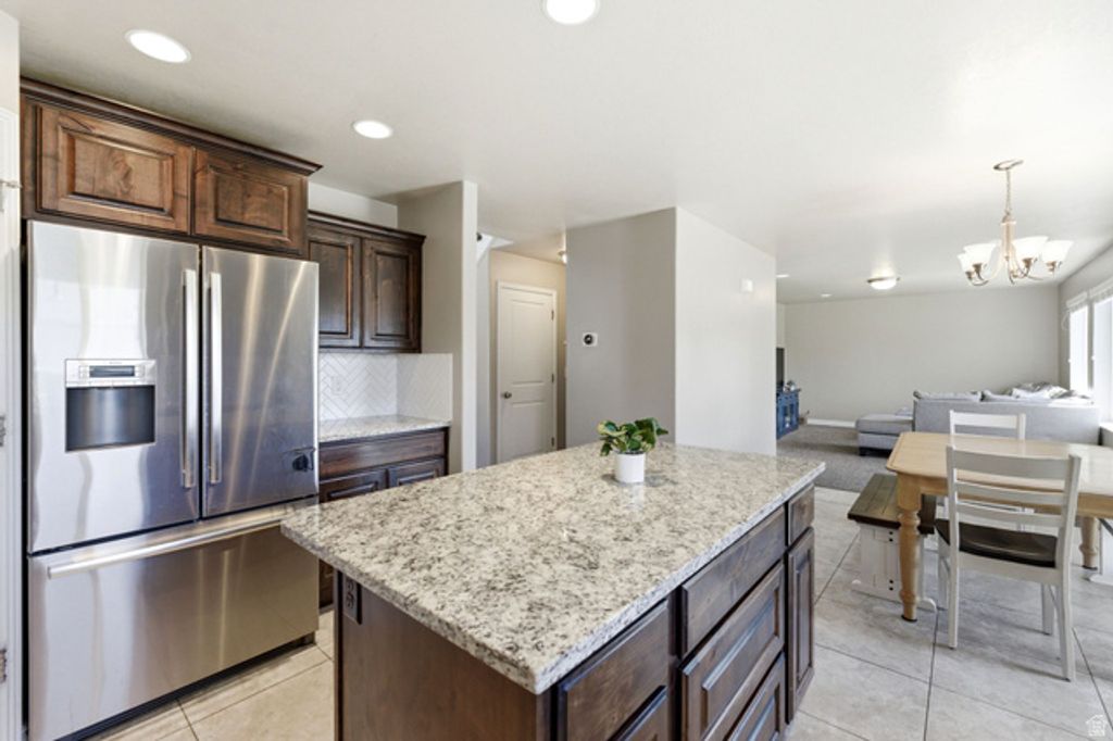 Image 4 of property listing at 1131 S 1325 W, Clearfield, UT 84015