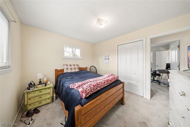 3538 Clayton Drive, North Olmsted, OH 44070