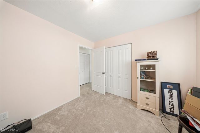 3538 Clayton Drive, North Olmsted, OH 44070