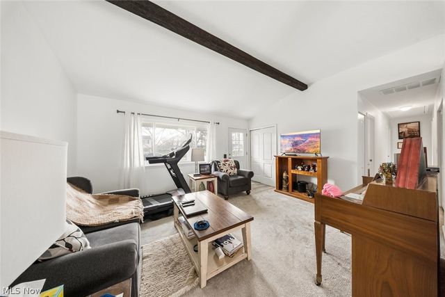 3538 Clayton Drive, North Olmsted, OH 44070