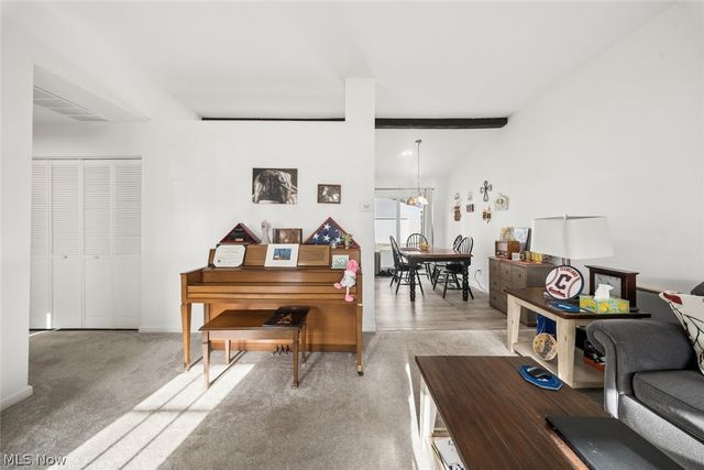 3538 Clayton Drive, North Olmsted, OH 44070