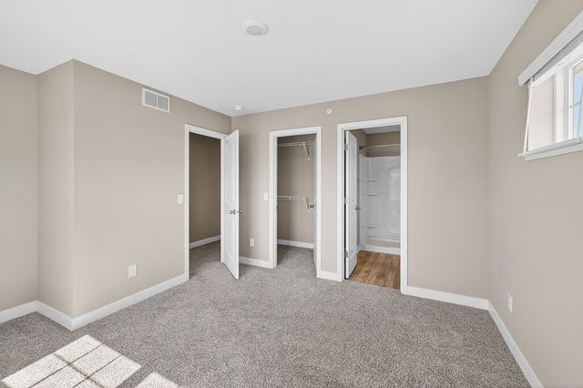 6601 Hinterland Trail S, Cottage Grove, MN 55016