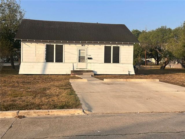 532 W Kleberg Ave, Kingsville, TX 78363