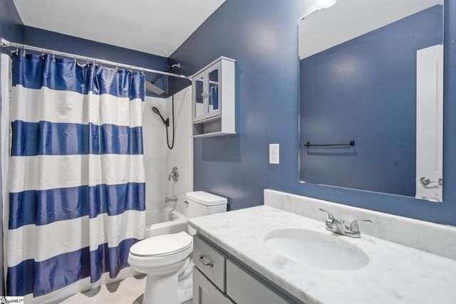 745 Dave Nix Road, Seneca, SC 29678