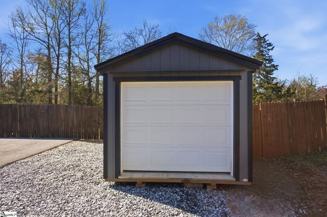 745 Dave Nix Road, Seneca, SC 29678