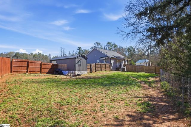 745 Dave Nix Road, Seneca, SC 29678