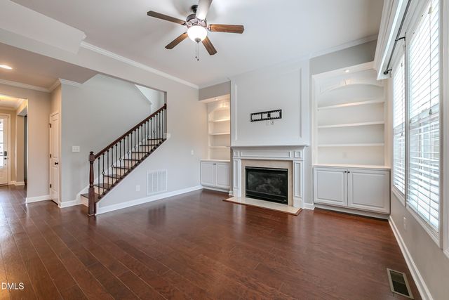 105 Larkhaven Place, Apex, NC 27539