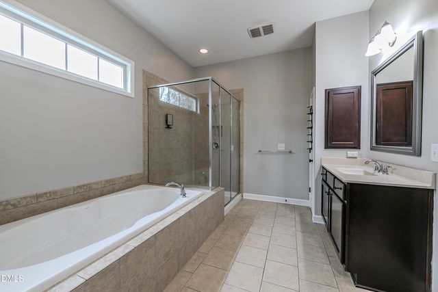 105 Larkhaven Place, Apex, NC 27539