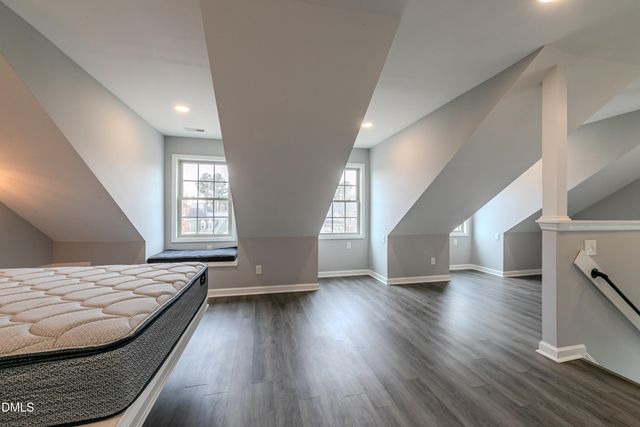 105 Larkhaven Place, Apex, NC 27539