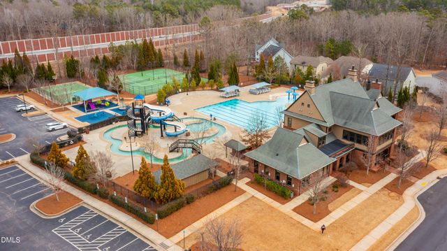 105 Larkhaven Place, Apex, NC 27539