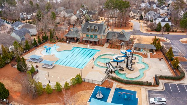 105 Larkhaven Place, Apex, NC 27539