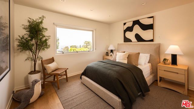 8657 Metz Place, West Hollywood, CA 90069