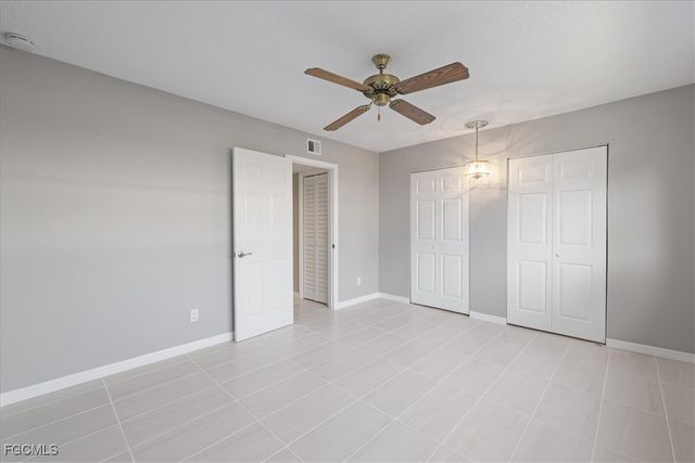 3225 E Riverside DR 63-F, Fort Myers, FL 33905