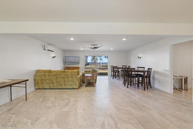 3225 E Riverside DR 63-F, Fort Myers, FL 33905