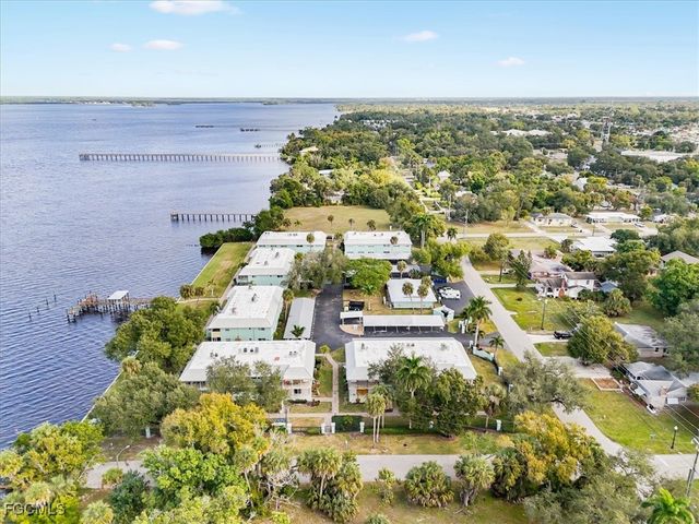 3225 E Riverside DR 63-F, Fort Myers, FL 33905