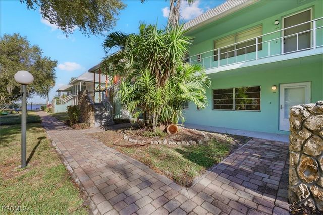 3225 E Riverside DR 63-F, Fort Myers, FL 33905