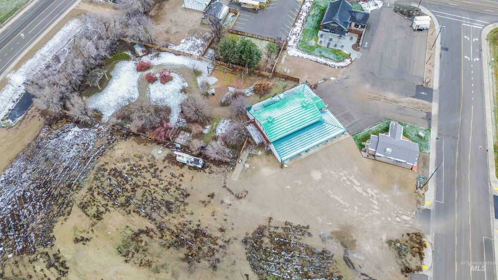 888 N Whitley Dr, Fruitland, ID 83619 photo 17