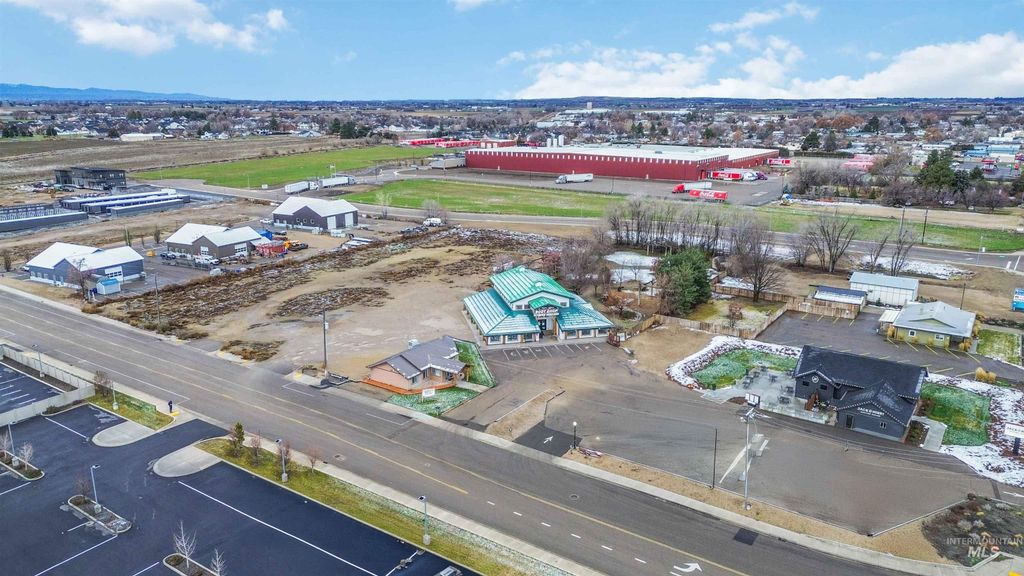 888 N Whitley Dr, Fruitland, ID 83619 photo 7