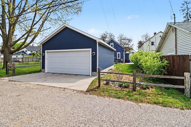 603 N Rowe Street, Ludington, MI 49431