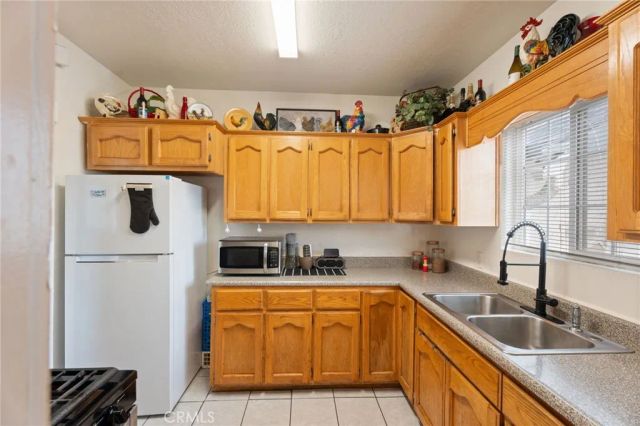 3006 E Mckenzie, Fresno, CA 93701