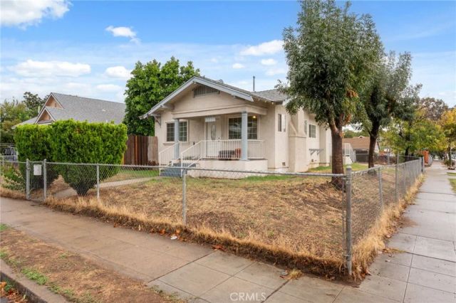 3006 E Mckenzie, Fresno, CA 93701