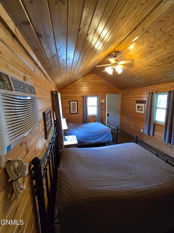 803 Broadway Street, Napoleon, ND 58561 photo 5