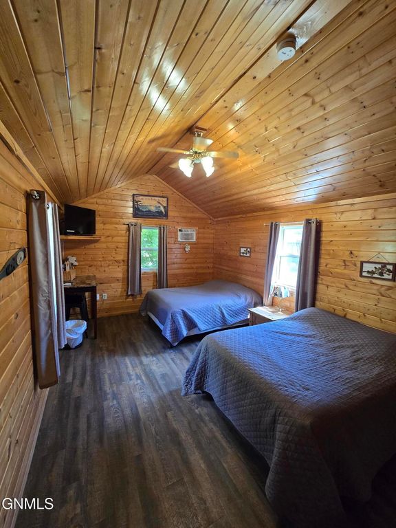 803 Broadway Street, Napoleon, ND 58561 photo 9