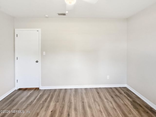 2942 CHRISTOPHER Road, Jacksonville, FL 32217