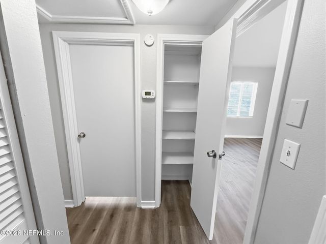 2942 CHRISTOPHER Road, Jacksonville, FL 32217