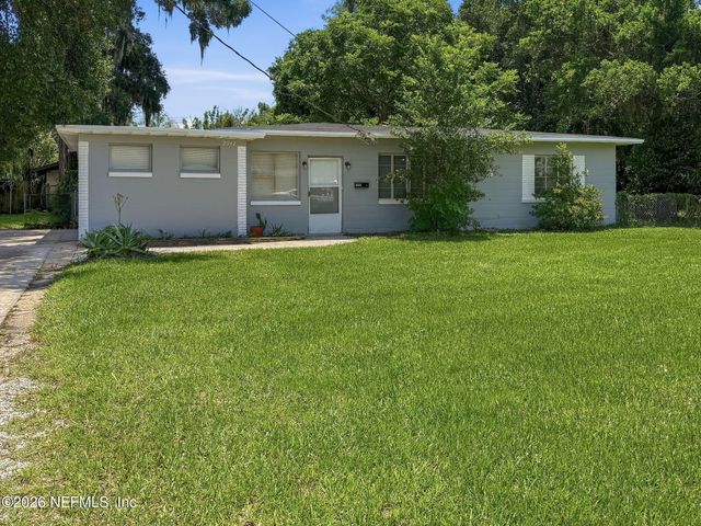 2942 CHRISTOPHER Road, Jacksonville, FL 32217