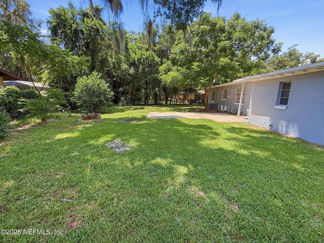 2942 CHRISTOPHER Road, Jacksonville, FL 32217