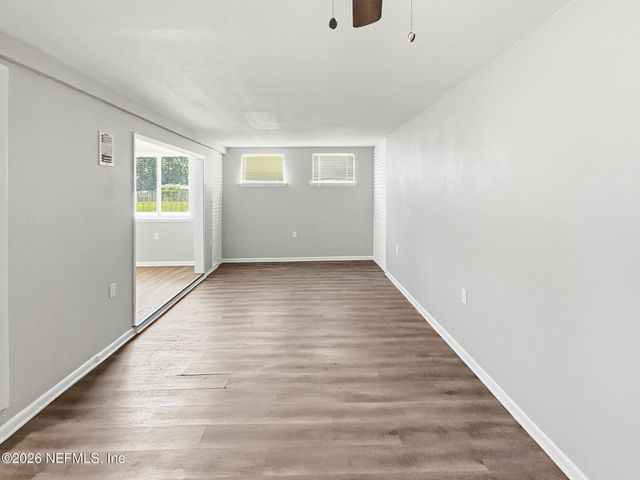 2942 CHRISTOPHER Road, Jacksonville, FL 32217