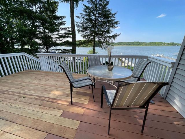 6224 Red Oak Road, Mound, MN 55364