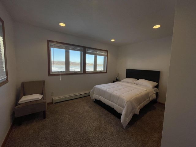 6224 Red Oak Road, Mound, MN 55364