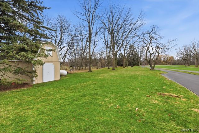 749 Lake Road, Porter, NY 14174