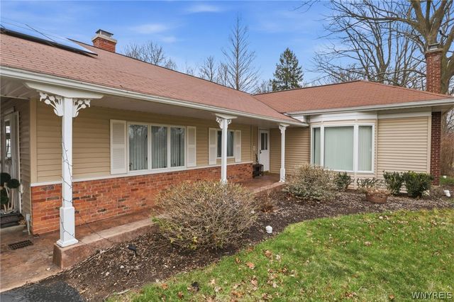 749 Lake Road, Porter, NY 14174