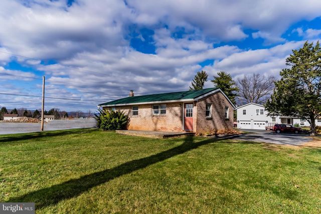 100 B STREET, Carlisle, PA 17015