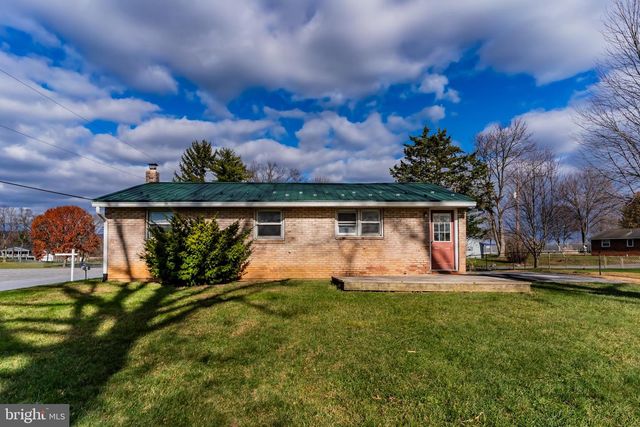 100 B STREET, Carlisle, PA 17015