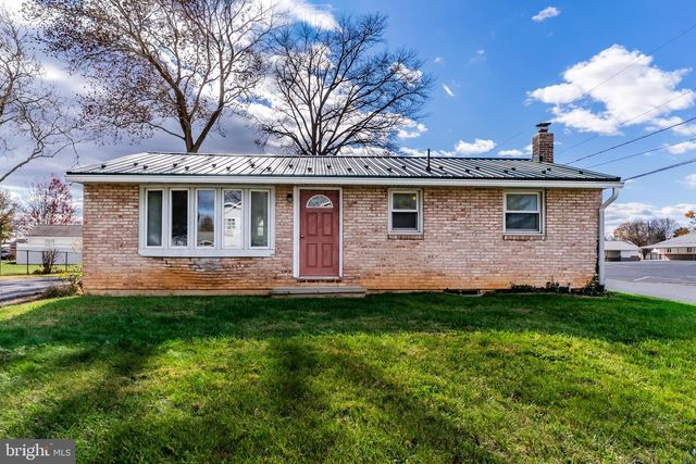 100 B STREET, Carlisle, PA 17015