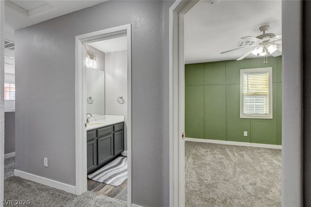 10202 Deep Glen Street, Las Vegas, NV 89178