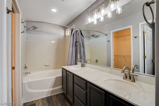 10202 Deep Glen Street, Las Vegas, NV 89178