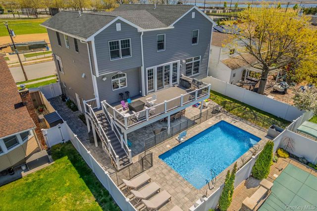 3810 Greentree Drive, Oceanside, NY 11572