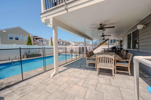 3810 Greentree Drive, Oceanside, NY 11572