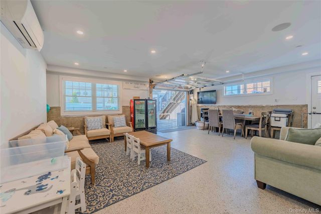3810 Greentree Drive, Oceanside, NY 11572