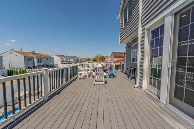 3810 Greentree Drive, Oceanside, NY 11572