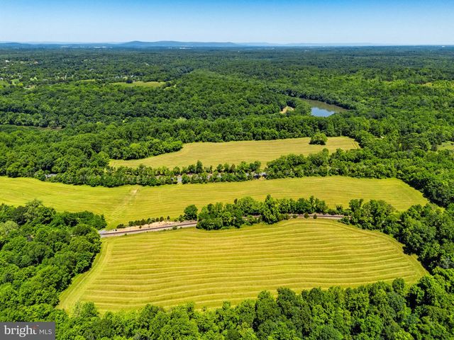 16318 CANAL RD, Sharpsburg, MD 21782