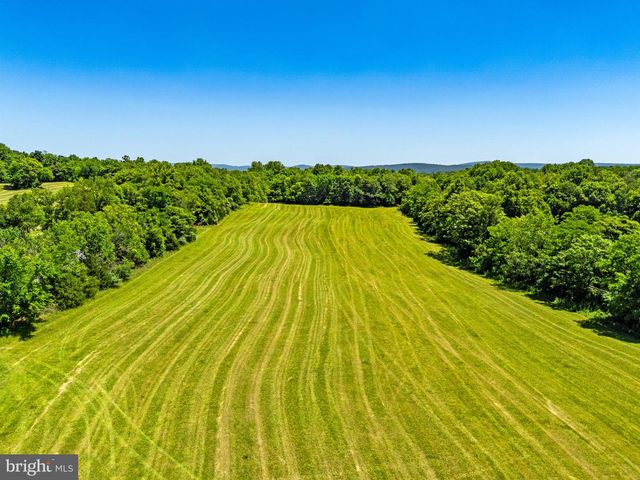 16318 CANAL RD, Sharpsburg, MD 21782